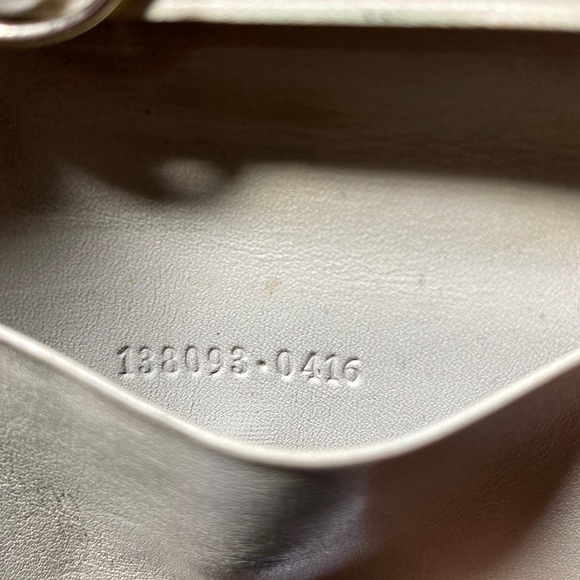 Authentic Gucci Guccissima Key Case - Picture 8 of 14